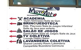Casa à Beira Mar, Pé na Areia, Tipo Bangalô, Piscina Privativa, Muro Alto, Porto de Galinhas PE